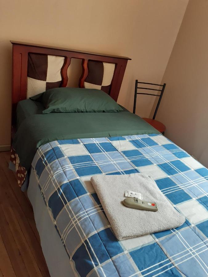 Hostal Mediodia كويتو المظهر الخارجي الصورة