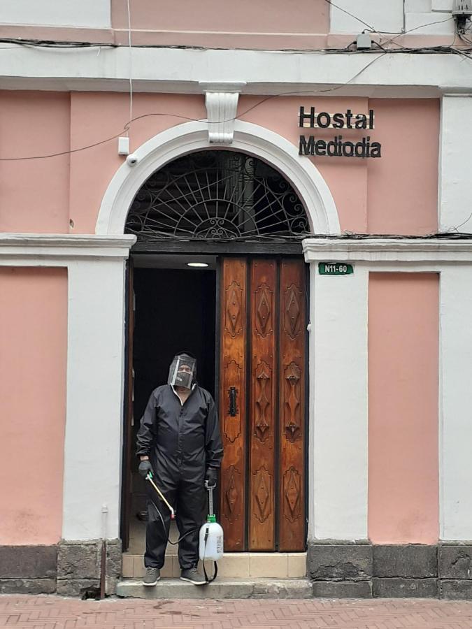 Hostal Mediodia كويتو المظهر الخارجي الصورة